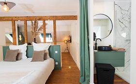 Laroziere Chambres D'Hotes